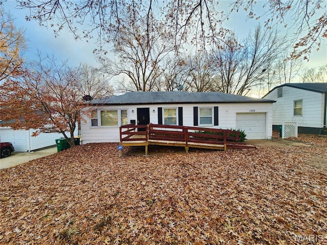 1228 Avant Dr, Saint Louis, MO 63137 - photo 1