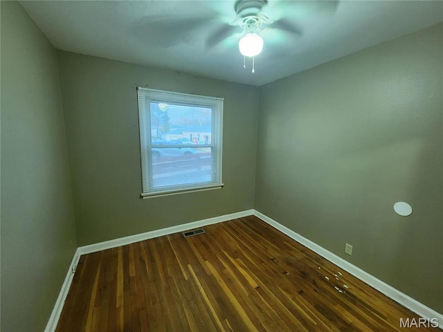 1228 Avant Dr, Saint Louis, MO 63137 - photo 25