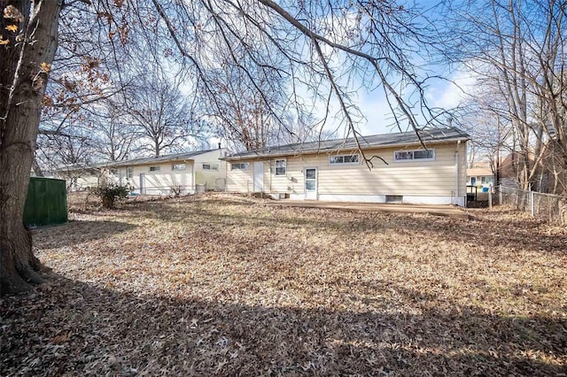 10144 Dellridge Ln, Saint Louis, MO 63136 - rear view of property with a fenced backyard