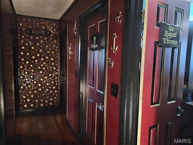 813 Kendall Dr, Poplar Bluff, MO 63901 - corridor featuring wood finished floors