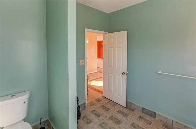 6866 Frandsen Rd, Alhambra, IL 62001 - bathroom with toilet