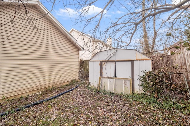 10319 Cable Ave, Frontenac, MO 63131 - view of shed featuring fence
