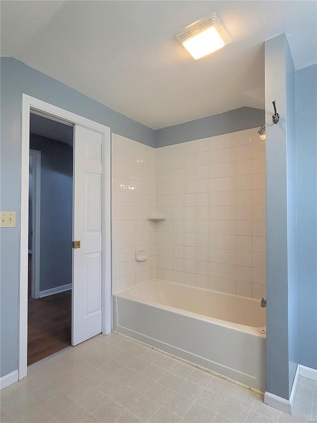 305 Macarthur St, Washington, MO 63090 - full bathroom with baseboards and shower / bath combination