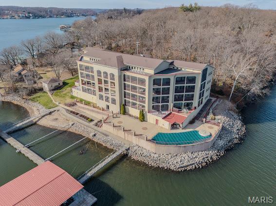 3168 Twin Rivers Pt, Camdenton, MO 65420 - aerial view of property and surrounding area featuring a large body of water