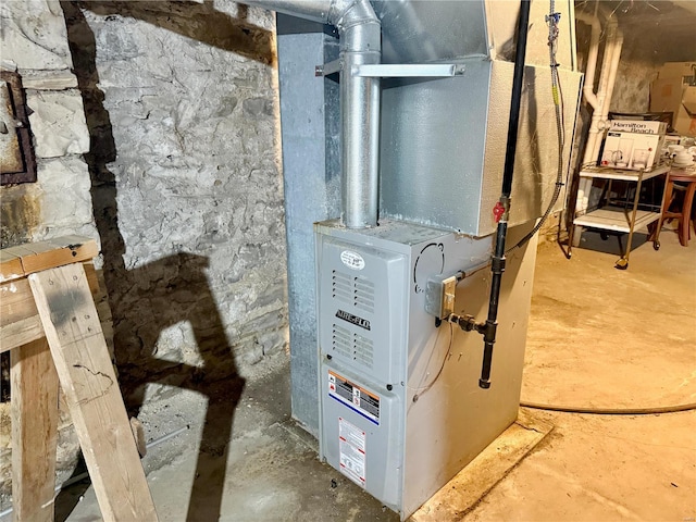 utilities with heating unit