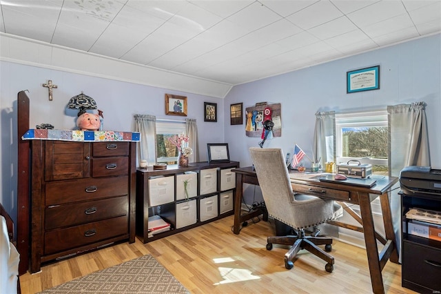 10751 State Route F, Farmington, MO 63640 - office space with light wood finished floors