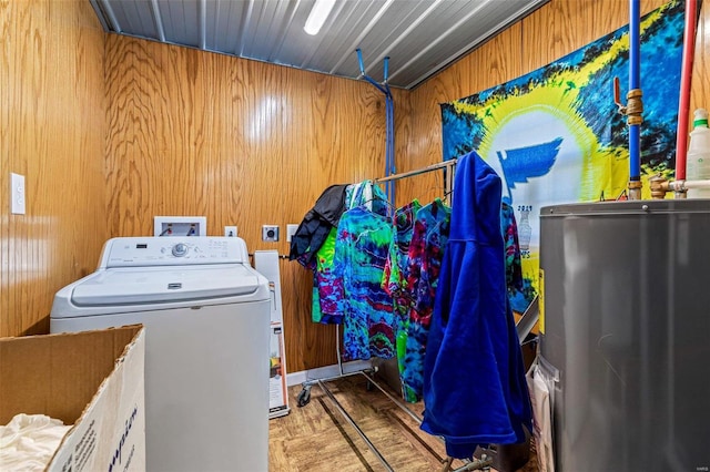 10751 State Route F, Farmington, MO 63640 - laundry area with washer / dryer, water heater, and wood walls