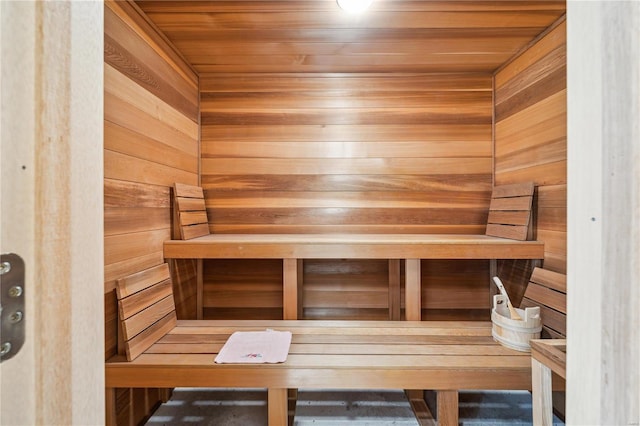 view of relaxing sauna