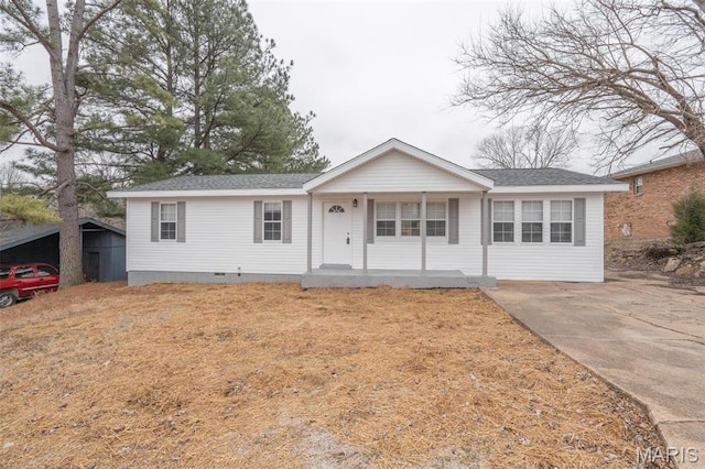 1918 Glendale St, Poplar Bluff, MO 63901 - ranch-style house with a porch, roof with shingles, concrete driveway, and crawl space