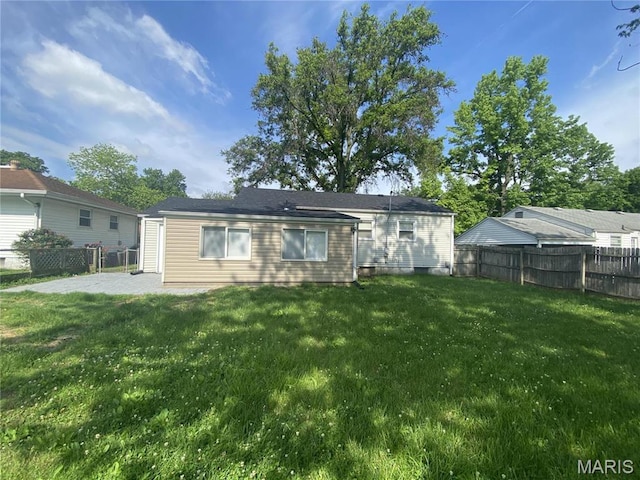 680 Saint Edith Ln, Florissant, MO 63031 - photo 2