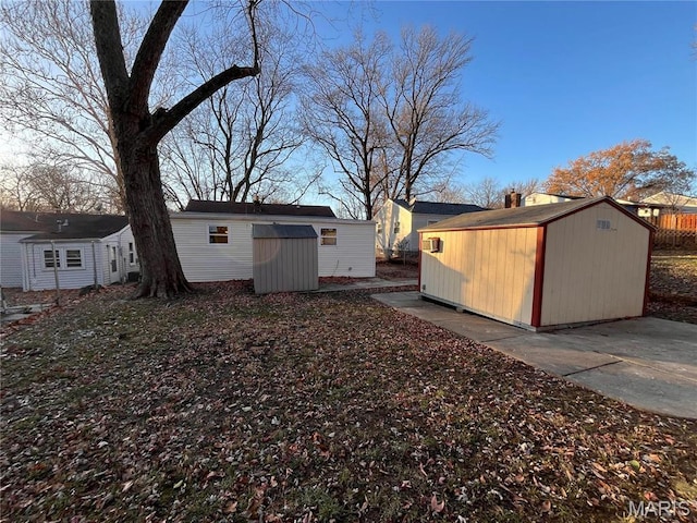 3222 W Tennyson Ave, Saint Louis, MO 63114 - view of yard