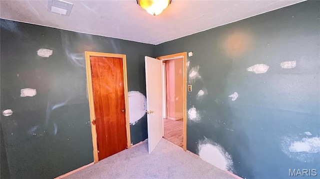 3222 W Tennyson Ave, Saint Louis, MO 63114 - bedroom with carpet