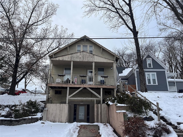 view of front of property with fence
