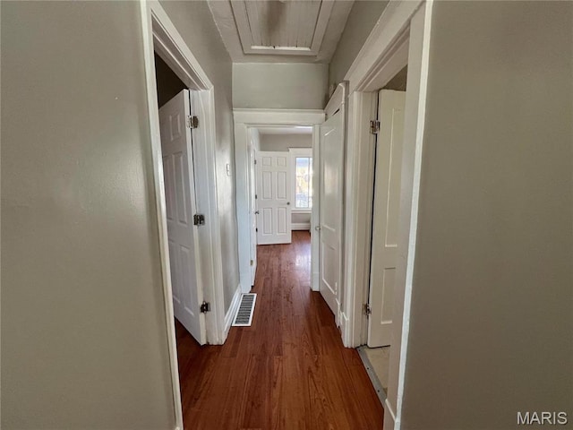 6514 Julian Ave, Saint Louis, MO 63133 - hall featuring wood finished floors and baseboards