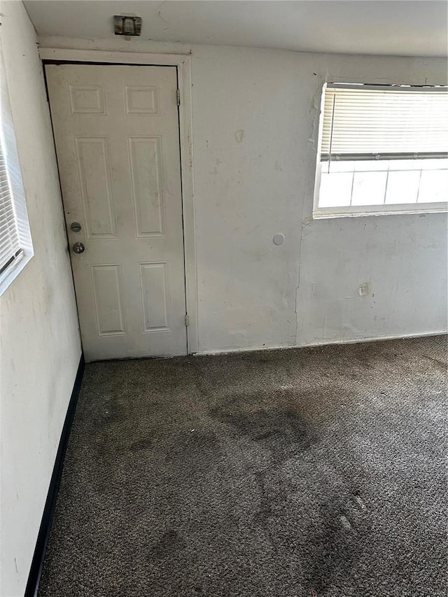 6705 Saint Louis Ave, Saint Louis, MO 63121 - view of carpeted empty room