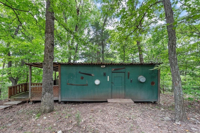 view of outdoor structure featuring an outdoor structure