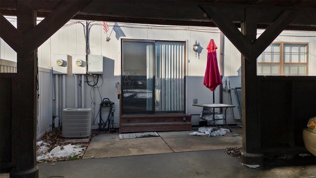 1229 N 17th St Unit 3, Belleville, IL 62226 - property entrance with central AC