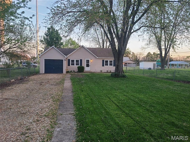 708 E Pear Ave, Owensville, MO 65066 - single story home featuring driveway and a garage