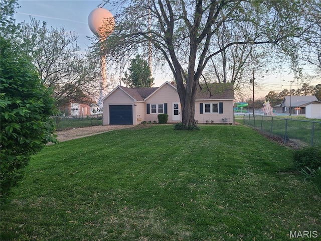 708 E Pear Ave, Owensville, MO 65066 - view of front of home featuring dirt driveway and a garage