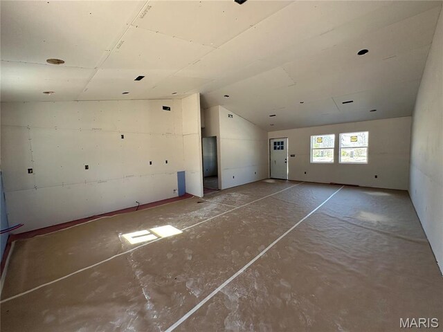 23332 Marvel, Lebanon, MO 65536 - empty room with vaulted ceiling