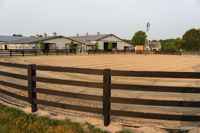 13112 Heritage Ln, Pocahontas, IL 62275 - view of yard with an enclosed riding area