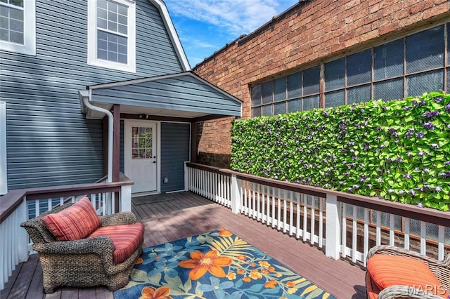 3258 Walter Ave, Saint Louis, MO 63143 - view of deck