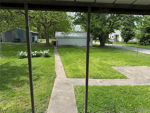 802 S Borders Ave, Marissa, IL 62255 - photo 10