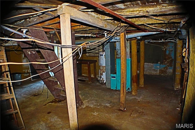 2202 Holland St, Alton, IL 62002 - view of unfinished basement