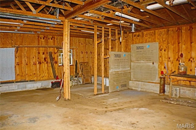 2202 Holland St, Alton, IL 62002 - miscellaneous room featuring a garage