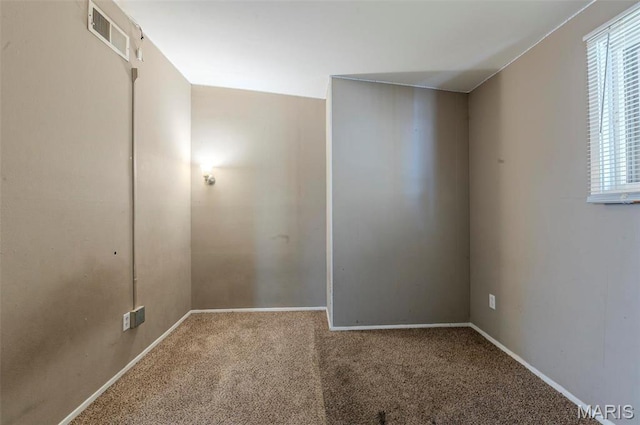 5 Little Ln, Florissant, MO 63033 - empty room featuring carpet and baseboards