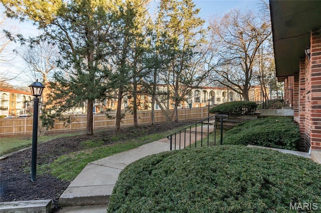 13459 Coliseum Dr, Chesterfield, MO 63017 - view of yard