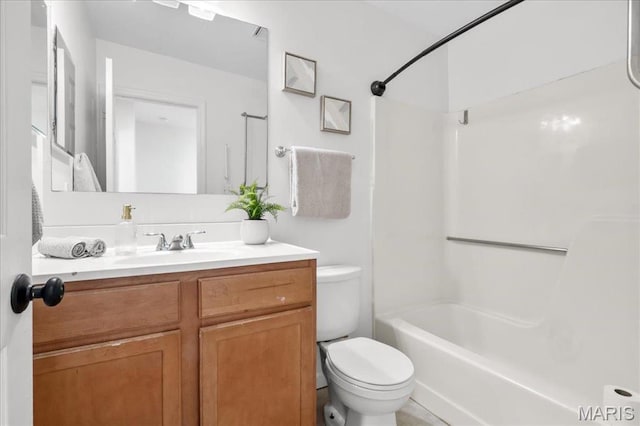704 Soulard St Unit 704, Saint Louis, MO 63104 - full bath featuring toilet, vanity, and tub / shower combination