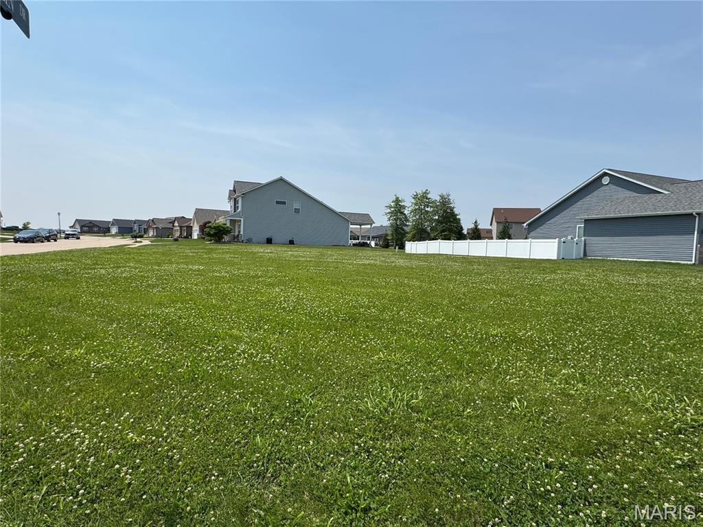 420 Chamberlain Dr, Troy, IL 62294 - photo 1