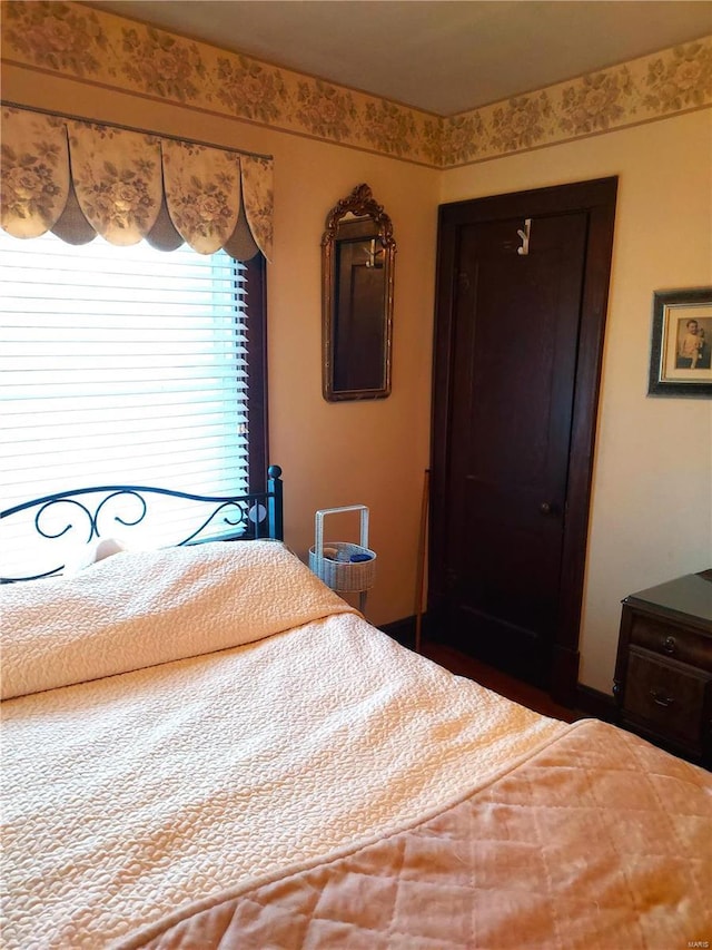 2106 Lackland Rd, Saint Louis, MO 63114 - view of bedroom
