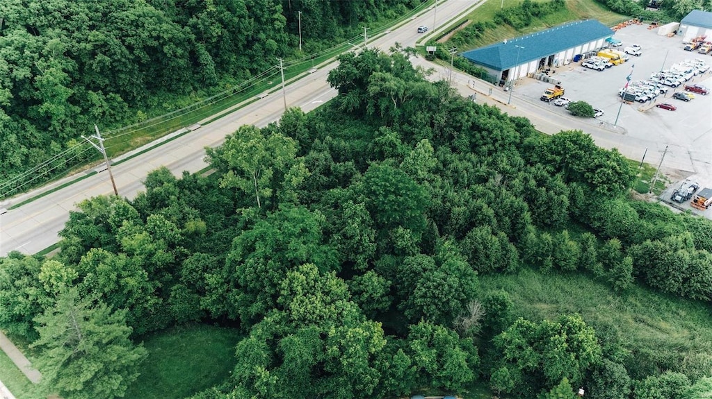 2218 Barrett Station Rd, Ballwin, MO 63021