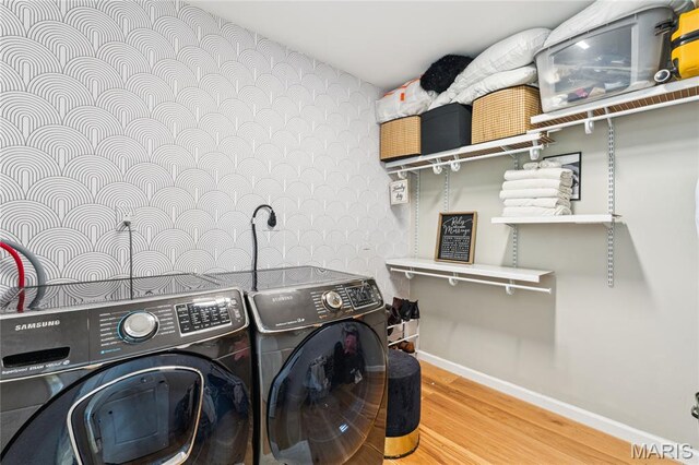 2510 N 89th St, Caseyville, IL 62232 - laundry area featuring washer and dryer, baseboards, wood finished floors, and wallpapered walls