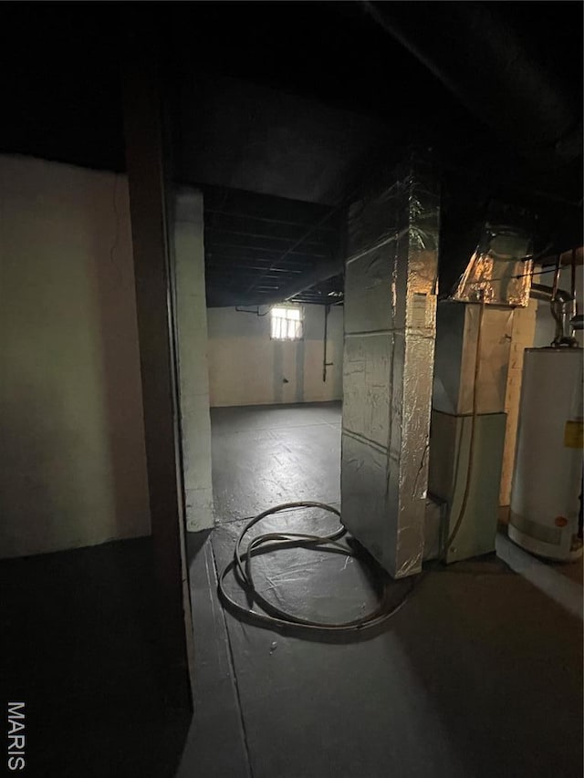 4947 Rosalie St, Saint Louis, MO 63115 - below grade area with water heater