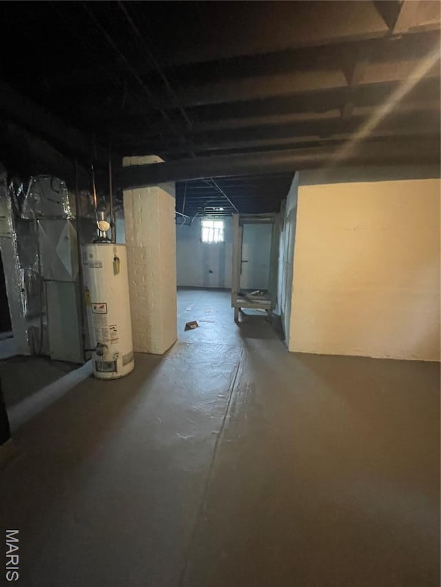 4947 Rosalie St, Saint Louis, MO 63115 - below grade area featuring water heater