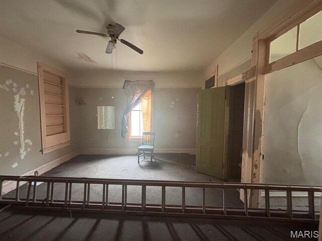 1809 Chestnut St, Hannibal, MO 63401 - unfurnished room featuring baseboards and a ceiling fan