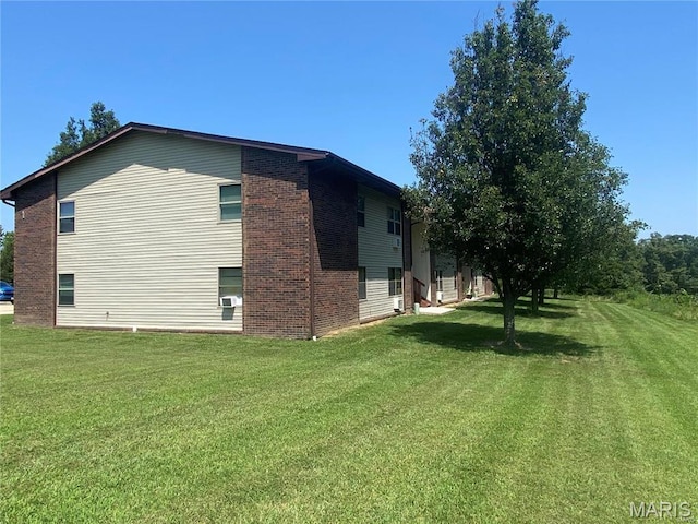 125 Crescent Lake Rd, Saint Clair, MO 63077 - photo 1