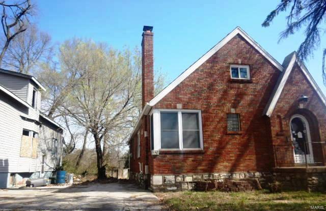 7205 Emma Ave, Saint Louis, MO 63136