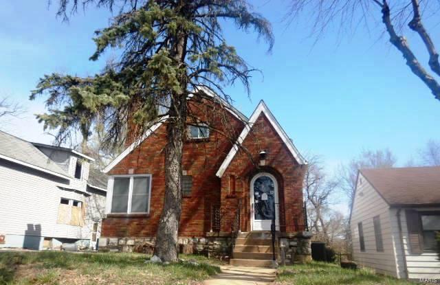 7205 Emma Ave, Saint Louis, MO 63136