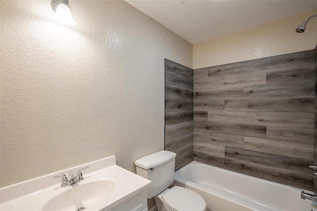 20 W Broadway, Ellsinore, MO 63937 - full bathroom with a textured wall, toilet, vanity, and shower / bathtub combination