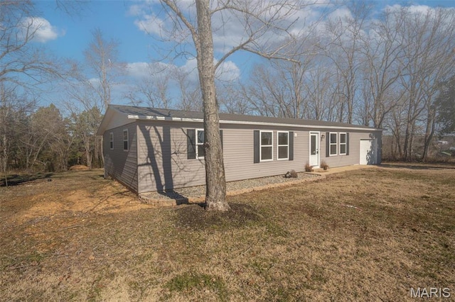 20 W Broadway, Ellsinore, MO 63937 - view of front of property with a front yard