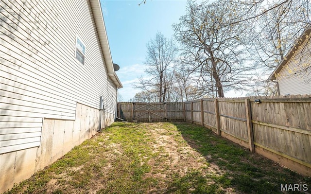 16855 Lemming Ln, Saint Robert, MO 65584 - view of fenced backyard