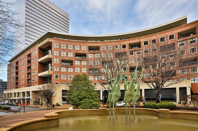 155 Carondelet Plz Unit 600, Saint Louis, MO 63105 - view of apartment building / complex