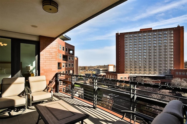 155 Carondelet Plz Unit 600, Saint Louis, MO 63105 - view of balcony
