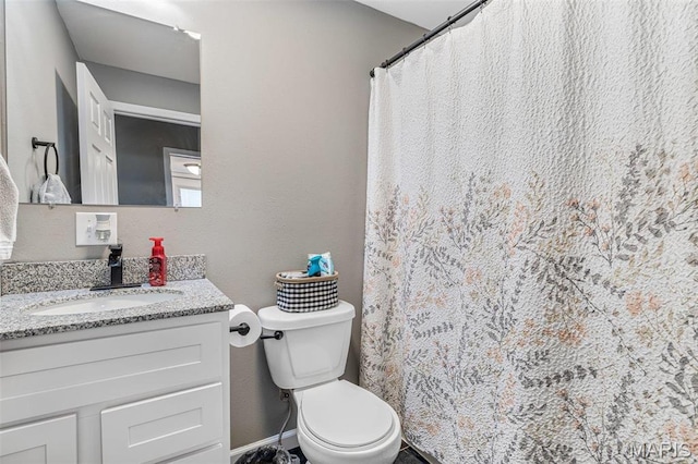 419 Murrill St, Bonne Terre, MO 63628 - bathroom featuring toilet, vanity, baseboards, a textured wall, and curtained shower