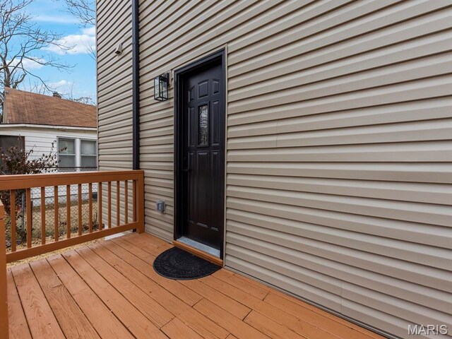 6634 Chamberlain Ave, University City, MO 63130 - entrance to property featuring a wooden deck