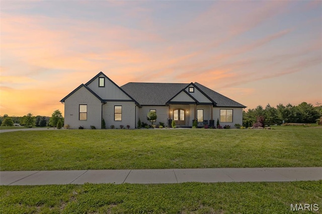 3837 Tanzanite Trl, Edwardsville, IL 62025 - modern farmhouse style home with a front yard